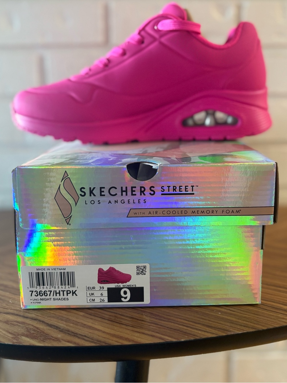 Skechers Street Uno Night Shades Hot Pink Sneakers NIB Women’s 9 - Picture 2 of 7